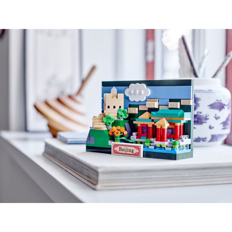 Beijing Postcard LEGO40654 – Creator 3in1 – LEGO Shop Georgia