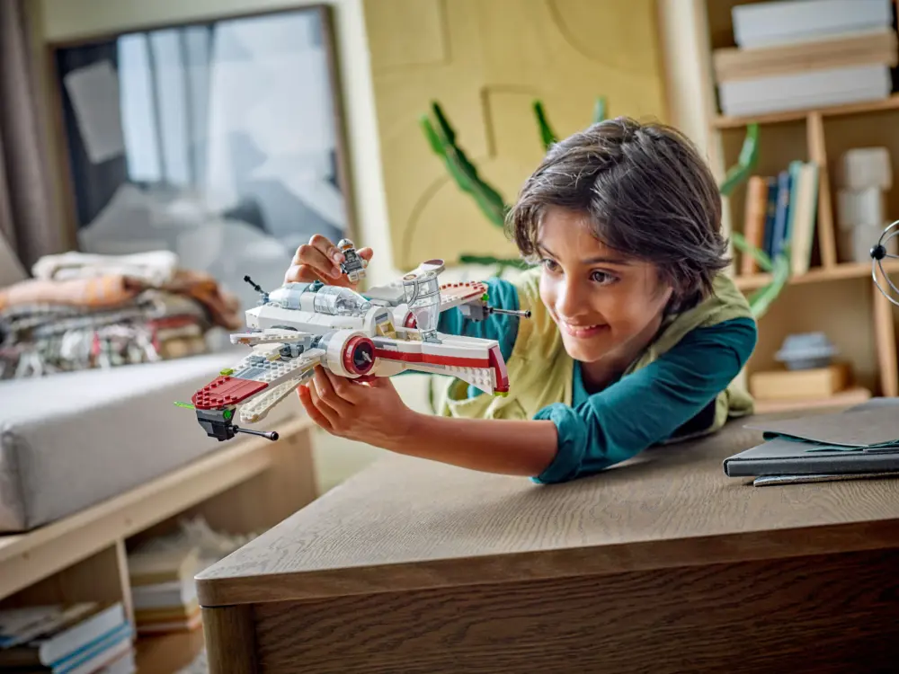 ARC 170 Starfighter 75402 Lifestyle cons