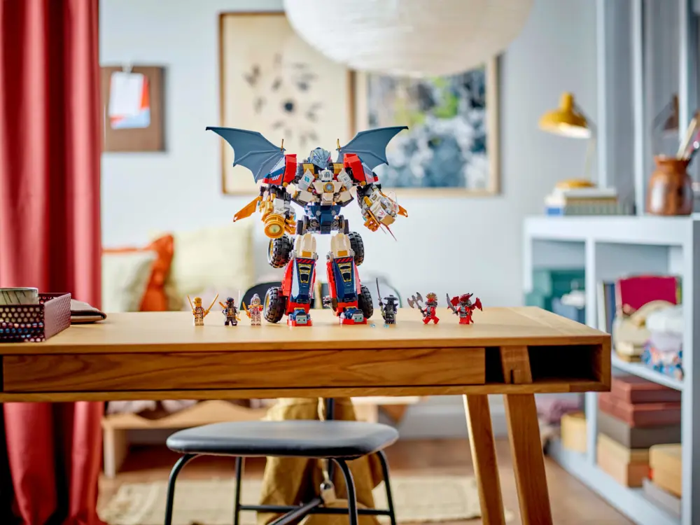 Zane s Ultra Combiner Mech 71834 Lifestyle envr